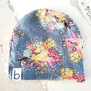 💥DAILY DEAL💥NWOT Handmade Beanie